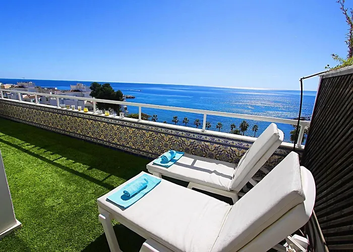 1149 Unique Beachfront Penthouse Center 400m2