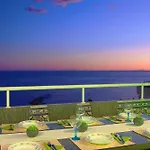 Daire 1149 Unique Beachfront Penthouse Center 400m2 *
