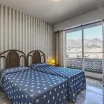 1149 Unique Beachfront Penthouse Center 400m2 Daire Marbella
