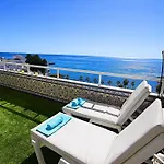 1149 Unique Beachfront Penthouse Center 400m2