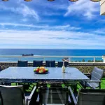 1149 Unique Beachfront Penthouse Center 400m2 Daire Marbella