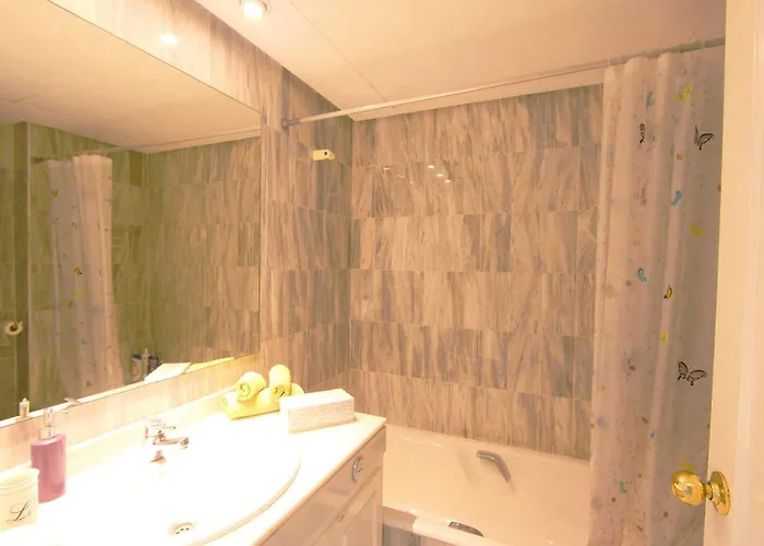 1149 Unique Beachfront Penthouse Center 400m2 アパート マルベーリャ